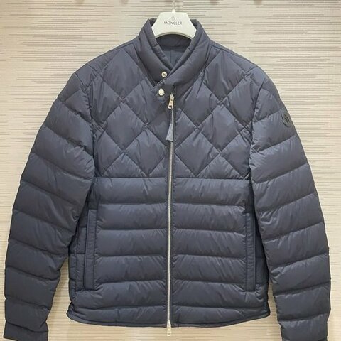 💎Han's house精品服飾💎 moncler CHOQUART 黑牌 消光 羽絨 騎士 外套 現貨 4原價 46000