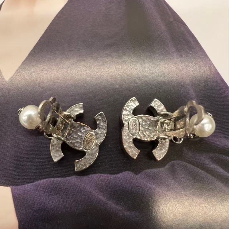 Chanel earrings silver in metal-6