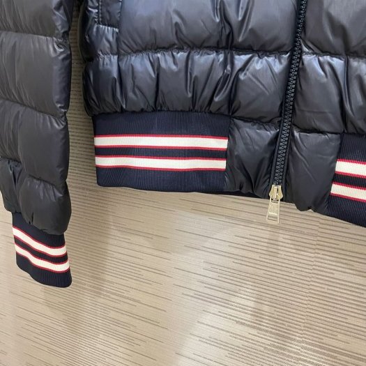 💎Han's house精品服飾💎moncler Deltour 羽絨 外套 現貨 M-3