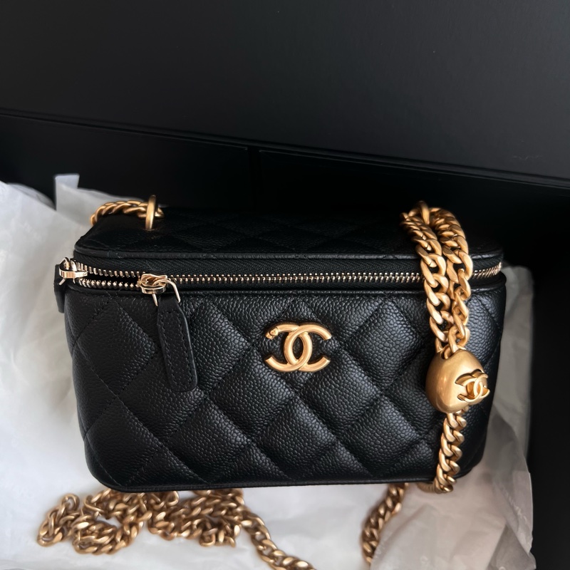 ෆ Chanel 愛心調節扣化妝盒 化妝包 荔枝皮-4