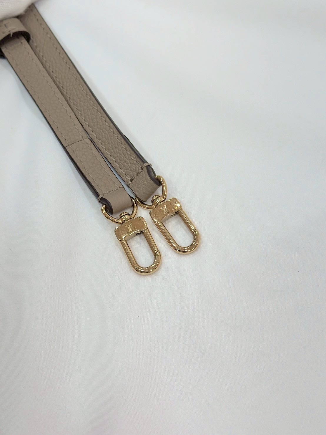 香緹國際精品 LV ONTHEGO BB 壓紋肩背包 1007-16