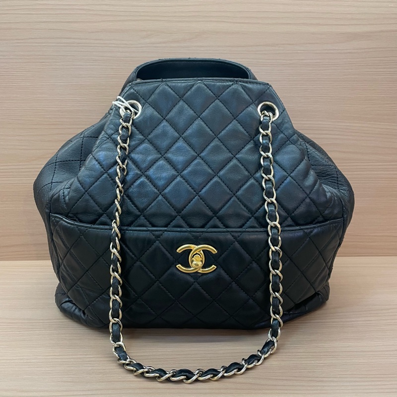 Chanel黑金抽绳中號水桶包 單肩手提斜挎包 2017年 23開 無附件-0