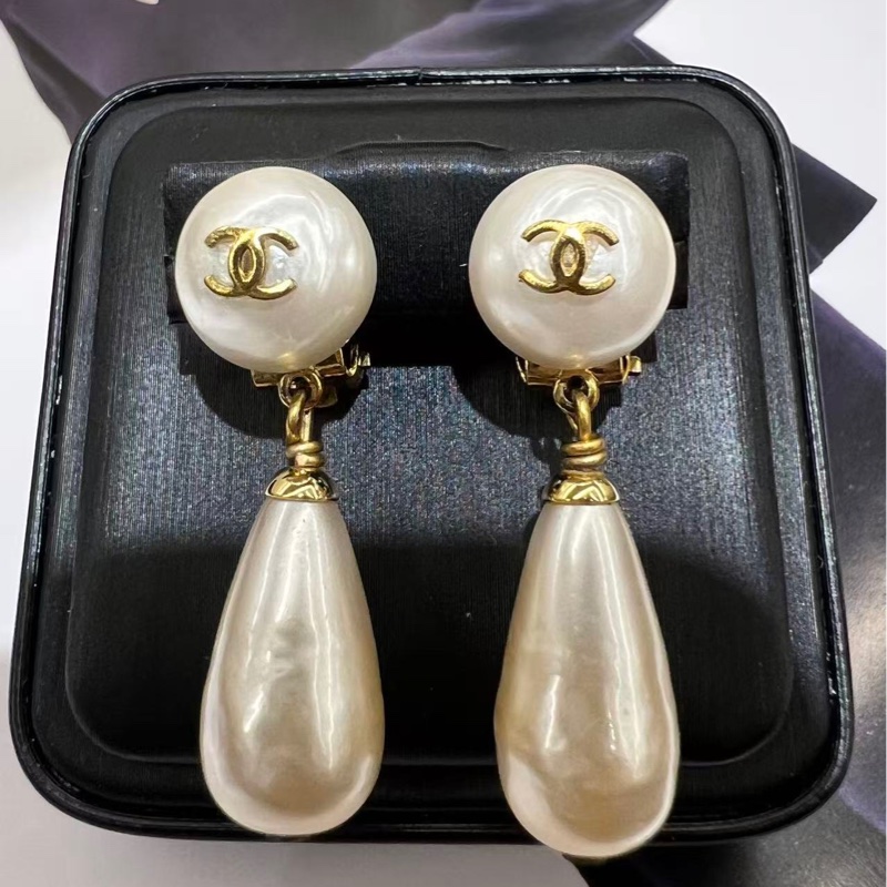 Chanel 優雅珍珠夾式耳環-4