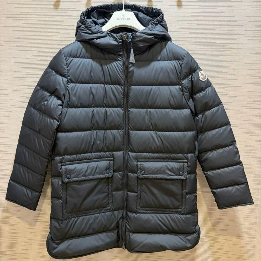 💎Han's house精品服飾💎MONCLER Pasenza 中版 羽絨 外套 現貨 青年款 原價41000-1