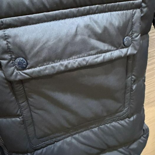 💎Han's house精品服飾💎MONCLER Pasenza 中版 羽絨 外套 現貨 青年款 原價41000-4