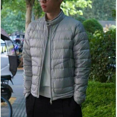 💎Han's house精品服飾💎moncler Acorus 羽絨 外套 可手水洗 淺灰銀 現貨5原價43200