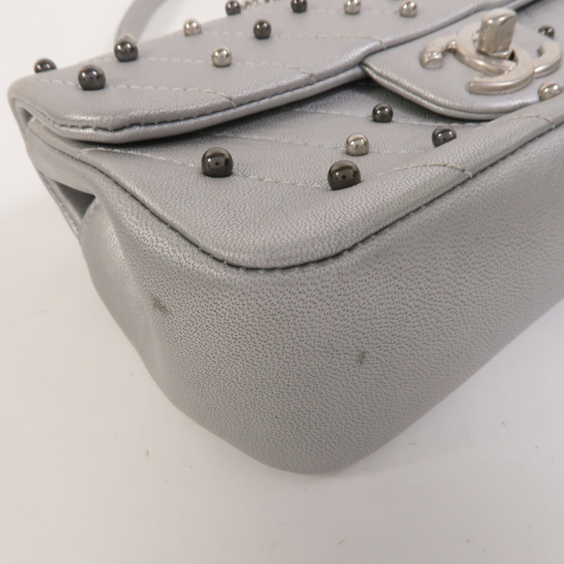 CHANEL 牛皮皮革Mini Flap Bag鏈帶肩背袋-11