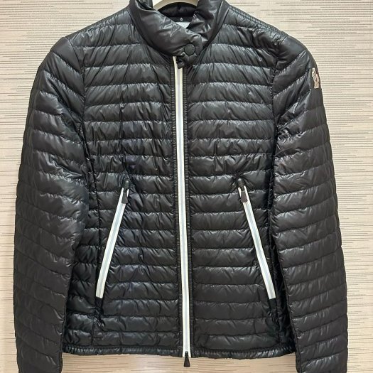 💎Han's house精品服飾💎 moncler Pontix 滑雪系列 高機能防水 羽絨 外套 可手水洗  現貨 L 原價53600-0