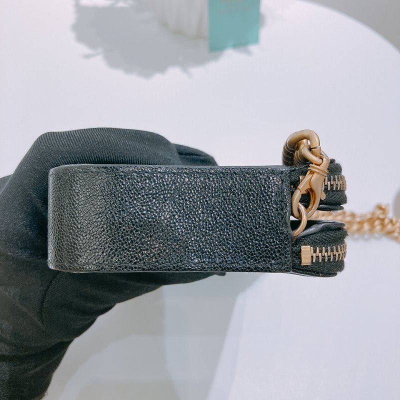 TW4861 Chanel 香奈兒拉鏈手機包 荔枝皮黑金 Boy Phone Case With Chain Caviar Black-5