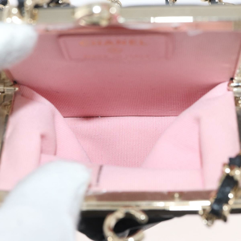【日本直送】香奈兒 (CHANEL) 絎縫鏈條單肩包，羊皮材質，黑色，金色雙C標誌，正品編號 179592SAM-8