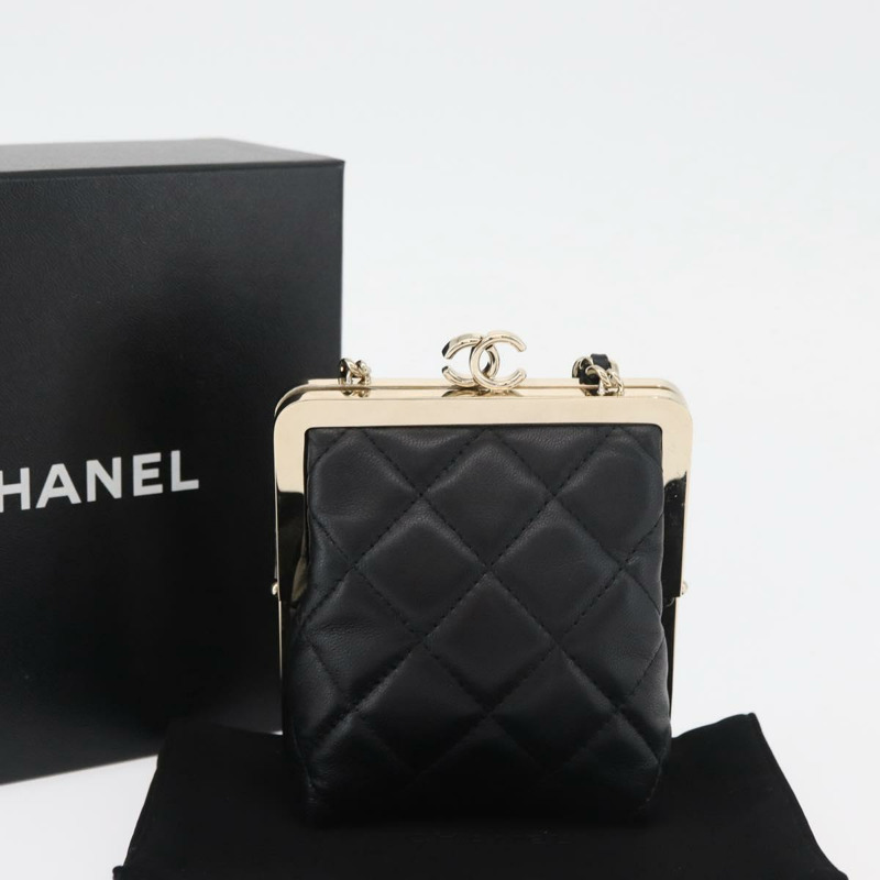 【日本直送】香奈兒 (CHANEL) 絎縫鏈條單肩包，羊皮材質，黑色，金色雙C標誌，正品編號 179592SAM-11