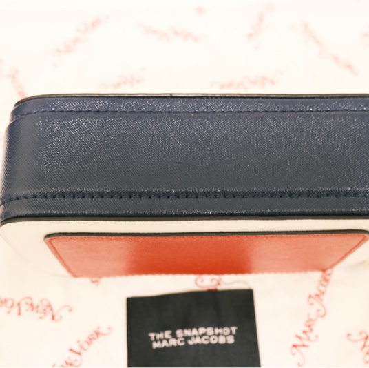MARC JACOBS 紅白藍撞色相機包-12