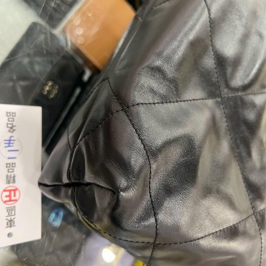 東區正精品㊣CHANEL 22 BAG AS3260 香奈兒黑色全皮金字金幣金鍊肩背包購物袋包小款 RZ6431-8