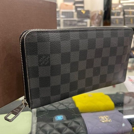 東區正精品㊣LV N60111 黑灰格16卡ㄇ字拉鍊長夾大款 RZ6430-2
