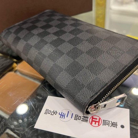 東區正精品㊣LV N60111 黑灰格16卡ㄇ字拉鍊長夾大款 RZ6430-6