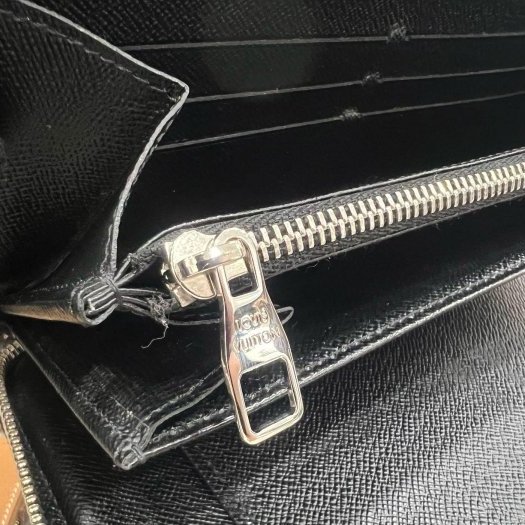 東區正精品㊣LV N60111 黑灰格16卡ㄇ字拉鍊長夾大款 RZ6430-12