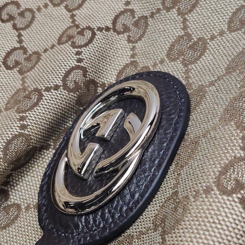 Gucci Sukey牛皮帆布雙G老花雙G吊飾單肩包-13