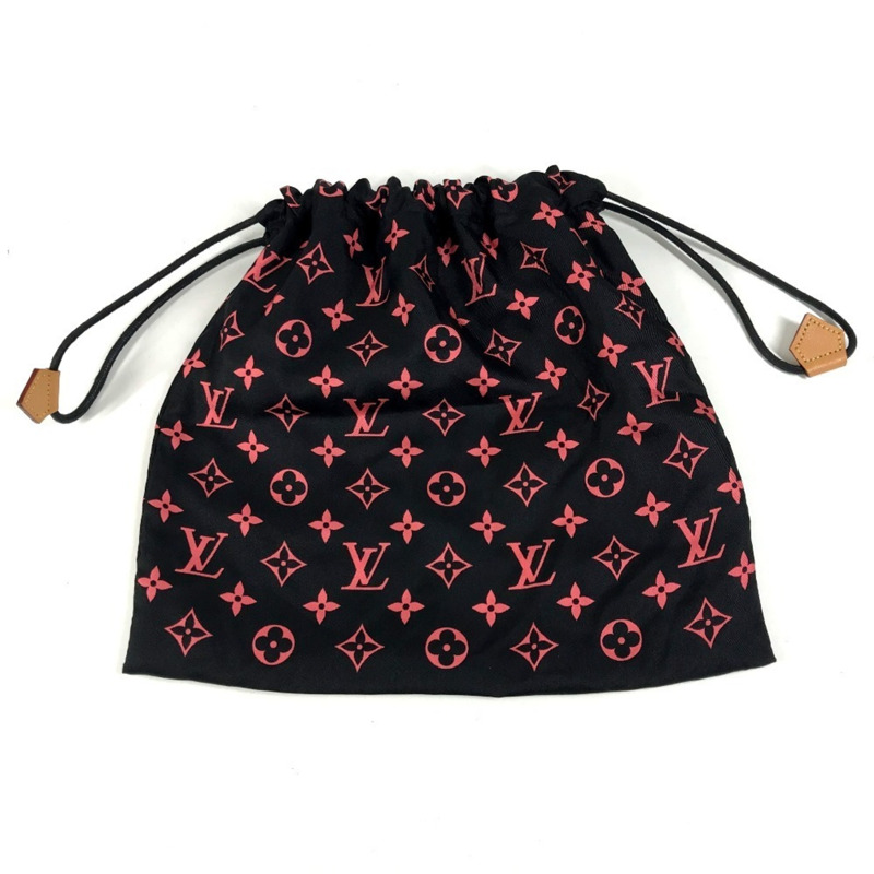 路易威登 MP2279 Monogram 手拿包（僅含手拿包，束口手拿包，絲綢材質，男女通用，黑色）-1