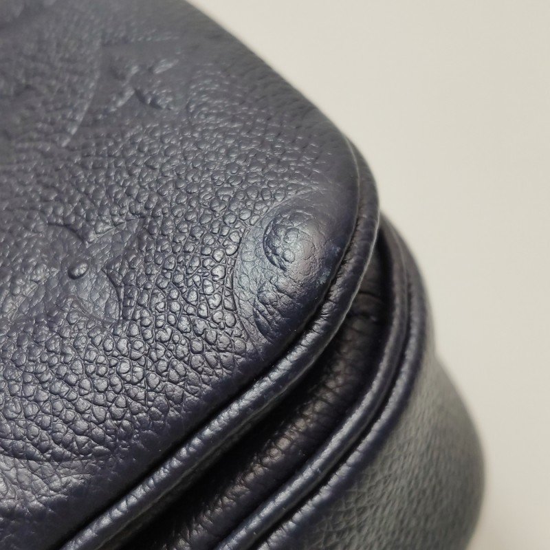 Louis Vuitton (LV) Pochette Metis中型牛皮壓花S-lock鎖扣郵差包斜挎包單肩包芯片款-17