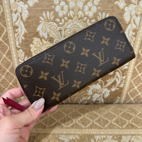 LV 原花金釦Clemenceㄇ拉8卡長夾M60742