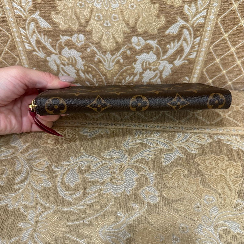 LV 原花金釦Clemenceㄇ拉8卡長夾M60742-4