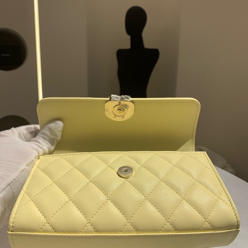 99新💚Chanel香奈兒 小雞黃 荔枝皮 橫版 Kelly 大號斜背包手提包✨正品保障❤️-6