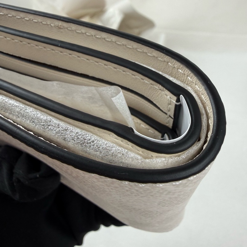 全新品 狀態良好 COACH 牛皮卡片夾-4
