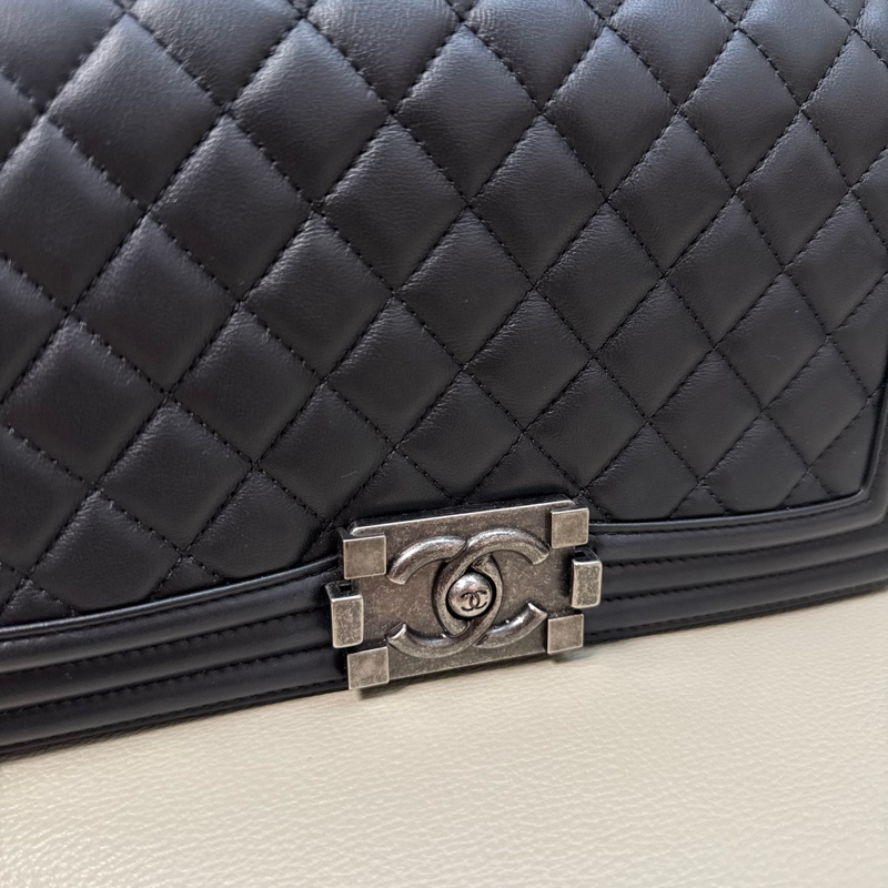 Chanel Boy 25-4