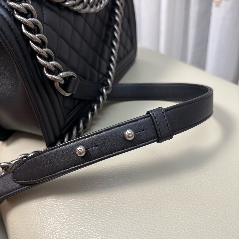Chanel Boy 25-11