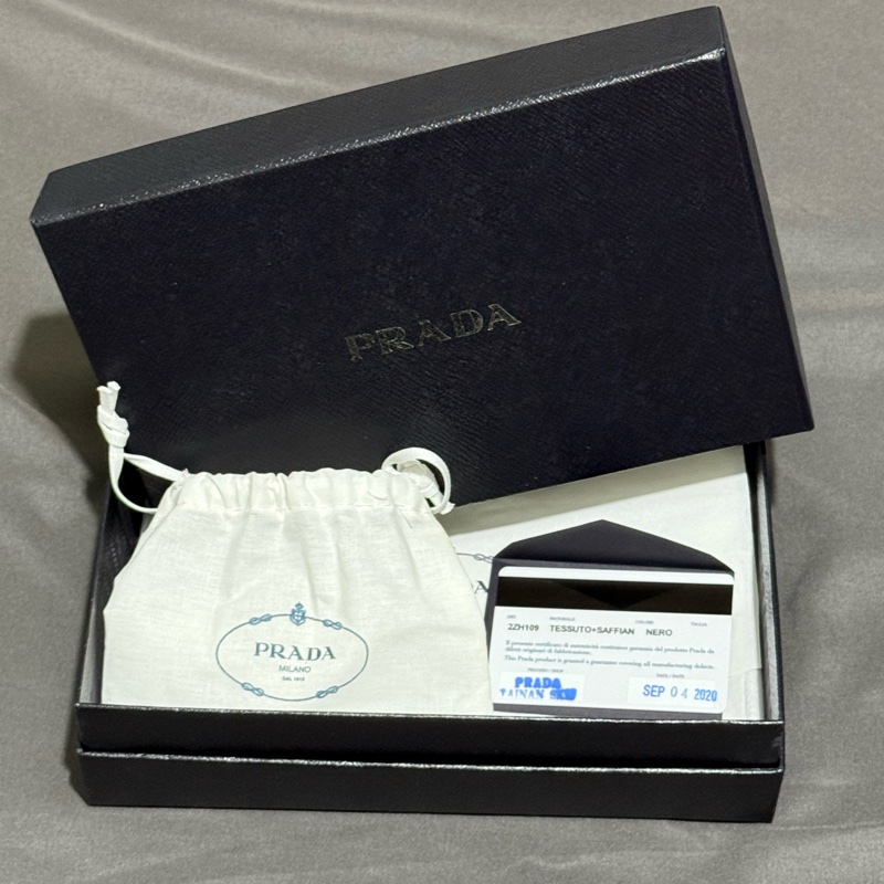 Prada-5