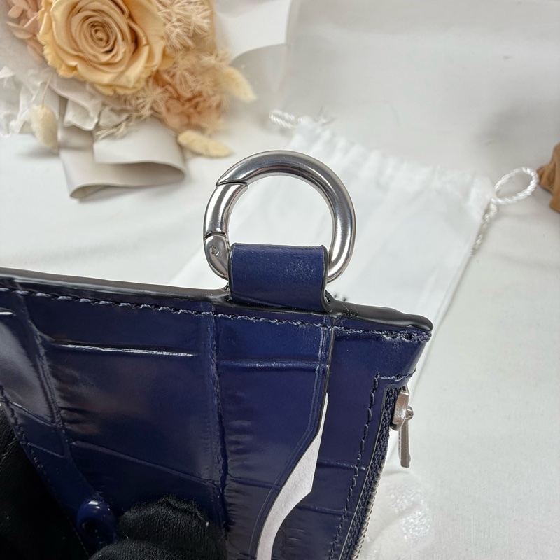 全新品 狀態良好 COACH 深藍色 牛皮卡夾零錢包  男女適用-16