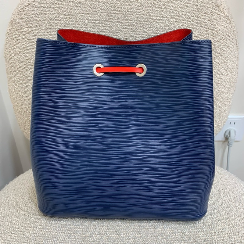 Louis Vuitton 路易威登 水波紋藍拼紅水桶 底長25  芯片➕編碼 附件：塵袋-2