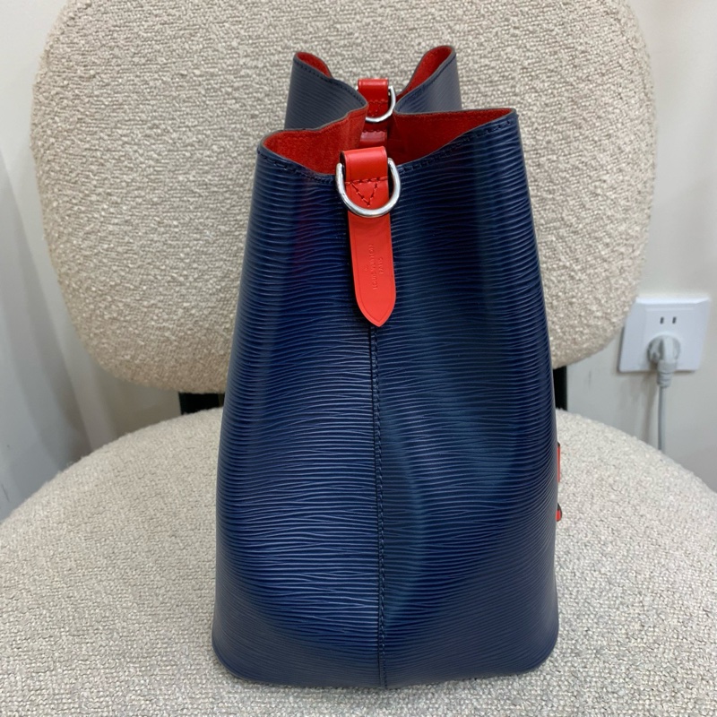 Louis Vuitton 路易威登 水波紋藍拼紅水桶 底長25  芯片➕編碼 附件：塵袋-3