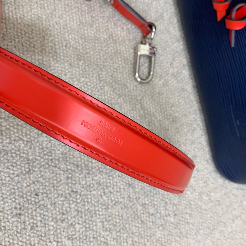 Louis Vuitton 路易威登 水波紋藍拼紅水桶 底長25  芯片➕編碼 附件：塵袋-11