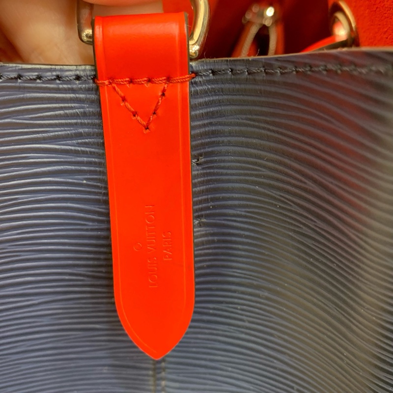 Louis Vuitton 路易威登 水波紋藍拼紅水桶 底長25  芯片➕編碼 附件：塵袋-12