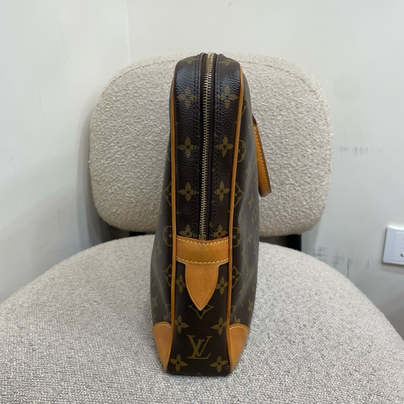 Louis Vuitton 路易威登 老花手提公文包15年 底長40。-2