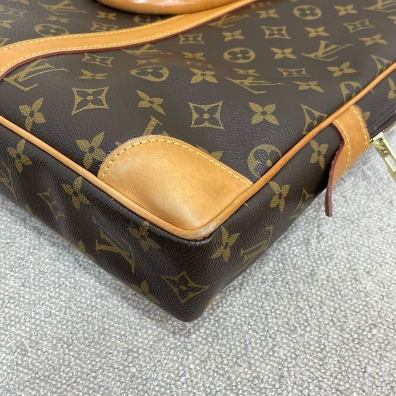 Louis Vuitton 路易威登 老花手提公文包15年 底長40。-9