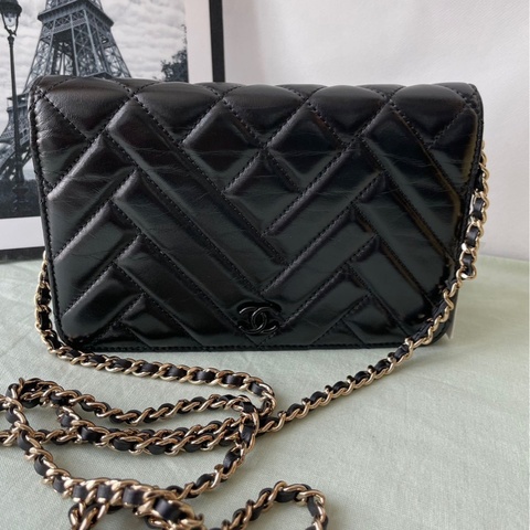 Chanel so black Wallet on chain