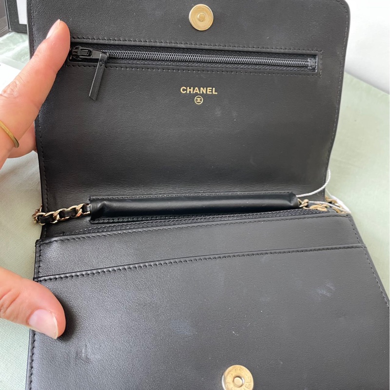 Chanel so black Wallet on chain-11