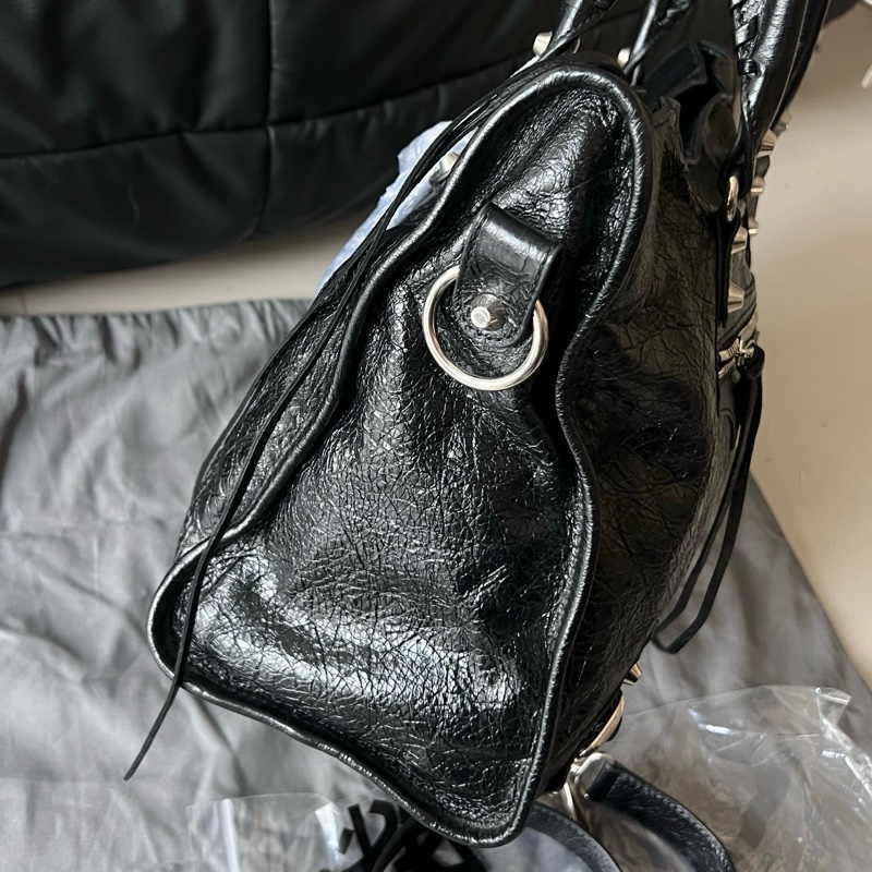 Balenciaga巴黎世家黑銀LeCity中號機車包手提包斜背包 閒置新❤️正品保障-1