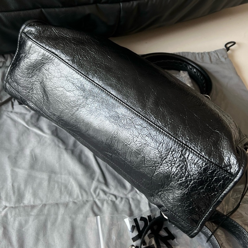 Balenciaga巴黎世家黑銀LeCity中號機車包手提包斜背包 閒置新❤️正品保障-3