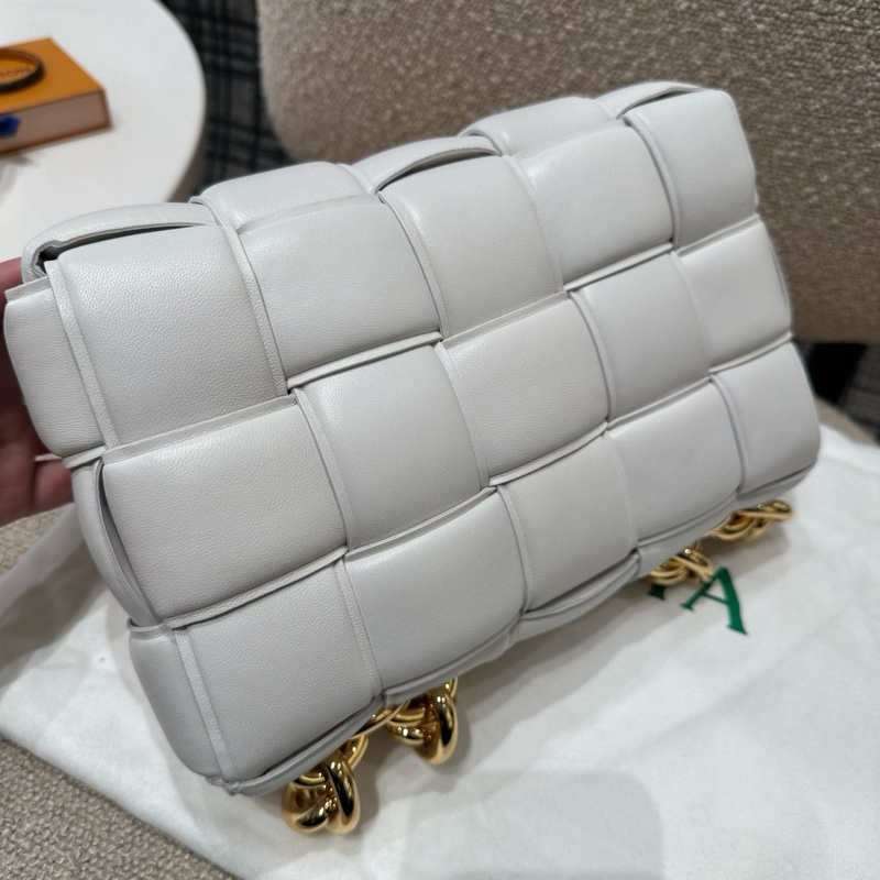 Bottega Veneta葆蝶家 十五格枕頭包 白金 附件：塵袋-2