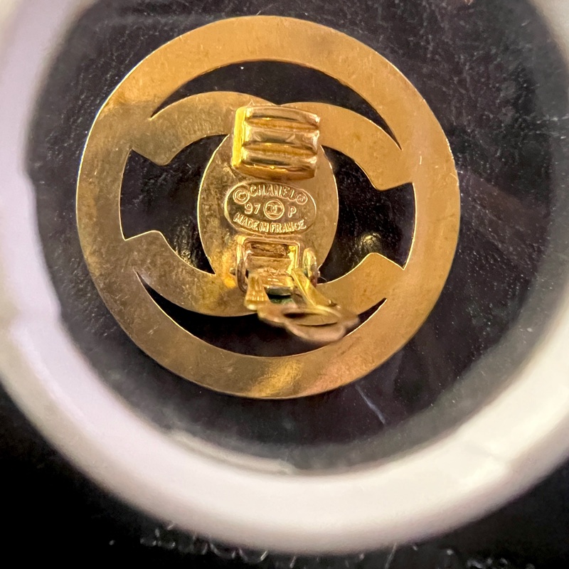 香奈兒雙CC標誌搭簍空圓環設計耳夾 Chanel Vintage Circle CC Trunlock Ear Clips-6