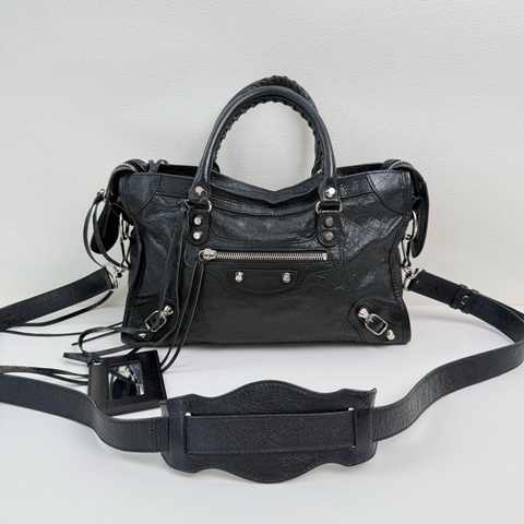 ✨99新🆕巴黎世家/Balenciaga  黑色機車包手提包斜挎包單肩包 銀扣❤️正品保障