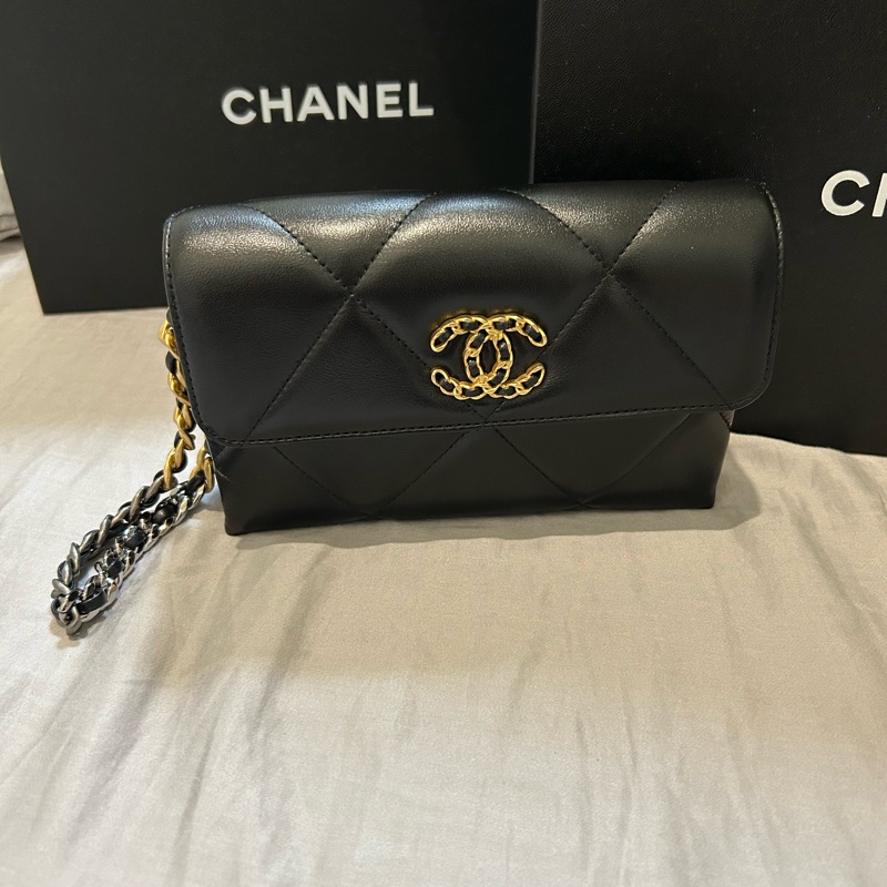 香奈兒CHANEL19系列全新手拿包《手機可放》-13