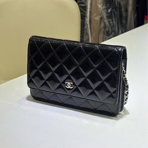 Chanel香奈兒 黑銀漆皮woc發財包  鐳射20開 尺寸約19*12*4cm