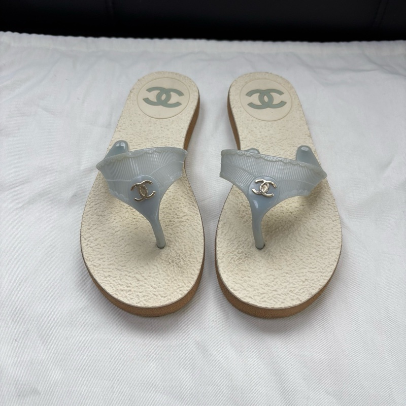 Chanel /香奈兒 雙c金標人字夾拖  尺碼：36碼 成色如圖-1