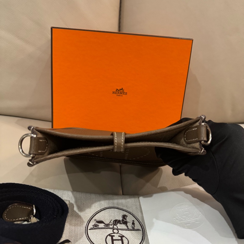 Hermes 愛馬仕 mini Evelyne 依芙琳/斜背包/大象灰銀釦/D刻/95新美品-8