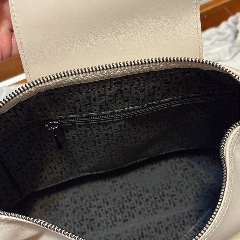 Longchamp LE PLIAGE XTRA hobo半月形單肩包 M 白紙色 牛皮-15