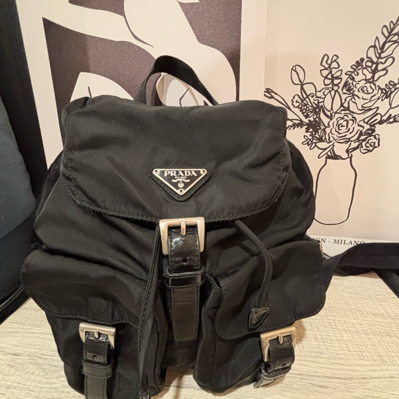 Prada 黑色尼龍後背包-0
